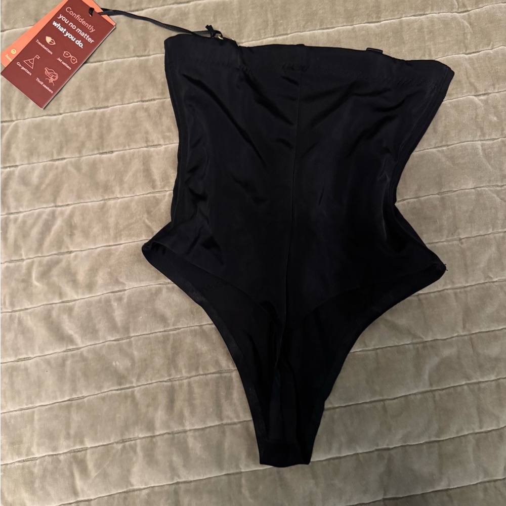 Honeylove Thong Shapewear - Picture 2 of 2